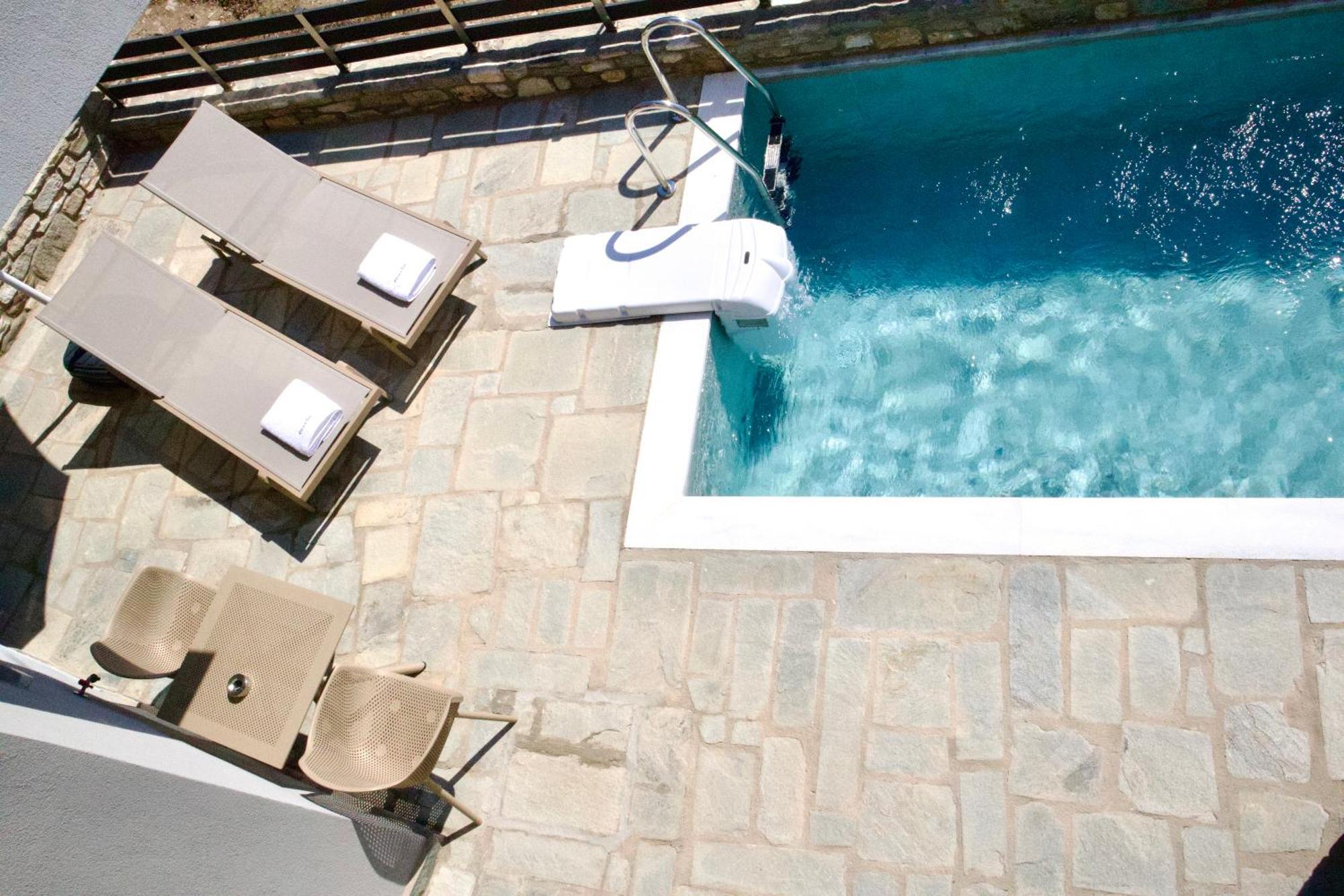 Olive & Sea Luxury Suites Skala Sotiros Exterior photo